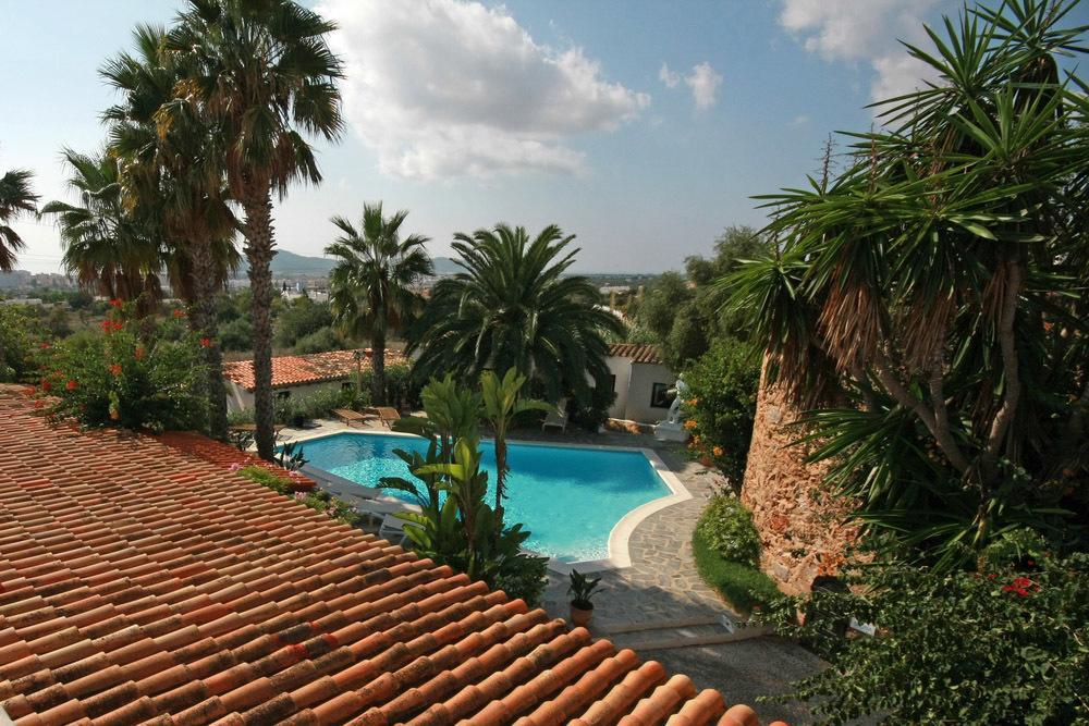 La Finca * Ibiza Town